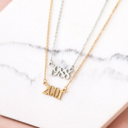 Set di ispirazione Crea gioielli personalizzati alla moda con distanziatori a forma di data