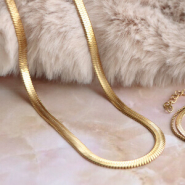 Set di ispirazione Idee creative per gioielli eleganti con bracciali e collane con catena a serpente