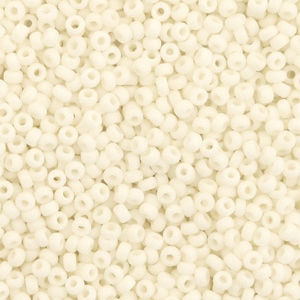 Rocailles Miyuki 11/0 Opaque matte cream white 11-2021