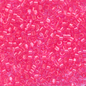 Perline Miyuki Delica 11/0 Transparent dyed bubble gum pink DB-1308