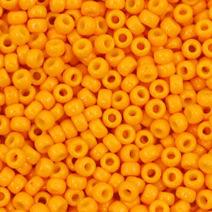 Rocailles Miyuki 8/0 Duracoat opaque light squash orange 8-4453
