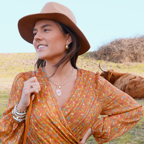 Realizza gioielli boho chic con perle d&rsquo;acqua dolce, rocailles, perline in pietra naturale e perline di conchiglia. 