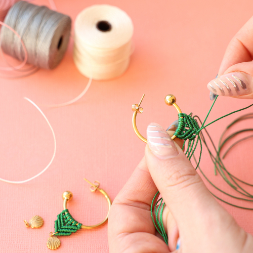 Crea splendidi gioielli con il filo Nylon S-Lon