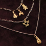 Inizia a creare bijoux con pendenti di legno e ciondoli di metallo DQ
