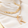 Ispirazione con i nuovi ciondoli iniziali di metallo con strass + cartoline bijoux