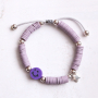 Ecco come puoi creare bracciali e collane con le perline Katsuki, perle d&rsquo;acqua dolce e perline alfabeto:  