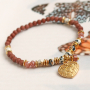 Accessori esclusivi da realizzare con perline in pietra naturale e Artistic Wire: