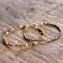 Con le perline Miyuki puoi realizzare questi braccialetti alla moda: 
