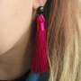 Lasciati ispirare! Ecco come realizzare orecchini trendy con nappine grandi: