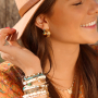 Realizza gioielli boho chic con perle d&rsquo;acqua dolce, rocailles, perline in pietra naturale e perline di conchiglia. 
