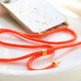 Lasciati ispirare e crea bellissimi bracciali e cordini per telefono di tendenza