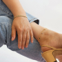 Ecco come abbinare cavigliere e bracciali quest'estate