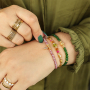 Consigli per presentare braccialetti con perline sfaccettate