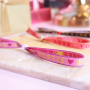 Ecco come creare braccialetti con nastro con testo