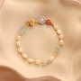 Come progettare collane e bracciali con perline alfabeto