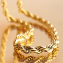 Combina collane e bracciali in acciaio inossidabile