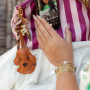 Mix & match i tuoi ciondoli per borse
