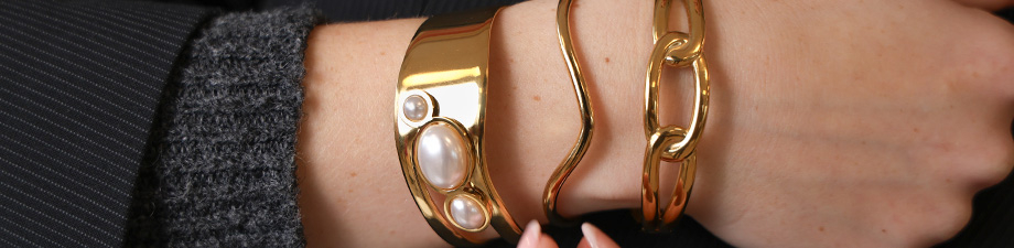 Nuova serie di bracciali in acciaio inossidabile Nuova serie di bracciali in acciaio inossidabile